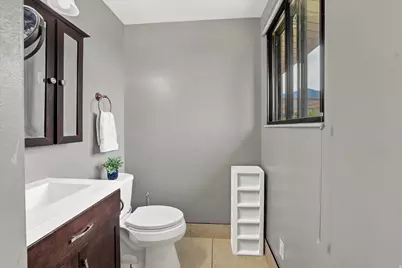 945 E 3100 N, North Ogden, UT 84414 - Photo 17
