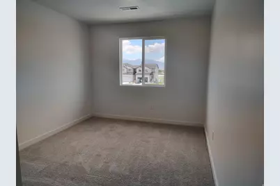 2058 N Essie Dr, Tooele, UT 84074 - Photo 9