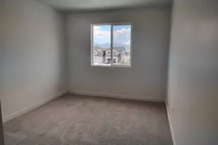2058 N Essie Dr, Tooele, UT 84074 - Photo 9