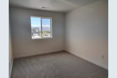 2058 N Essie Dr, Tooele, UT 84074 - Photo 11