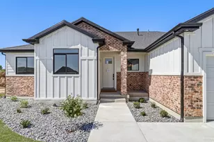 3266 W 850 N, Layton, UT 84041 - Photo 3
