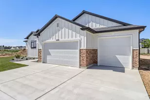 3266 W 850 N, Layton, UT 84041 - Photo 45
