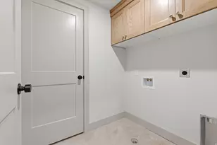 773 W Caroline Dr W, Saratoga Springs, UT 84045 - Photo 53