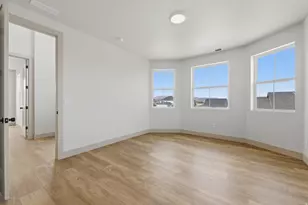 773 W Caroline Dr W, Saratoga Springs, UT 84045 - Photo 39