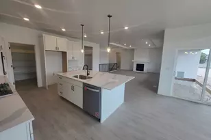 1052 E Ira Hodges Scenic Parkway, Eagle Mountain, UT 84005 - Photo 15