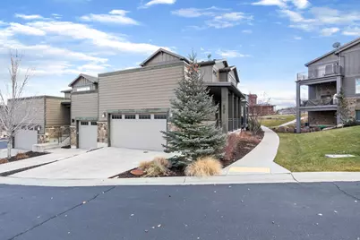 832 S Edgewater Ct #4, Huntsville, UT 84317 - Photo 3
