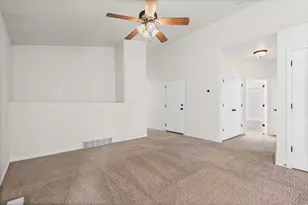 8688 Diamond Dove Dr, West Jordan, UT 84088 - Photo 9