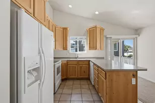 8688 Diamond Dove Dr, West Jordan, UT 84088 - Photo 11