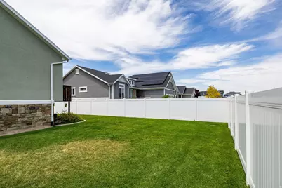 3256 W 700 S, Syracuse, UT 84075 - Photo 39