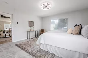 6765 S 1300 E, Cottonwood Heights, UT 84121 - Photo 15