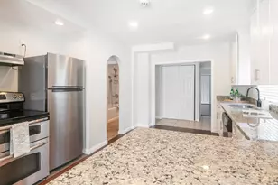 6765 S 1300 E, Cottonwood Heights, UT 84121 - Photo 9