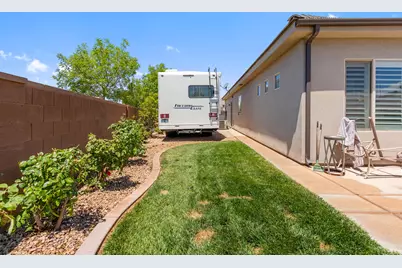 756 N Sage Creek Cir E, Washington, UT 84780 - Photo 39