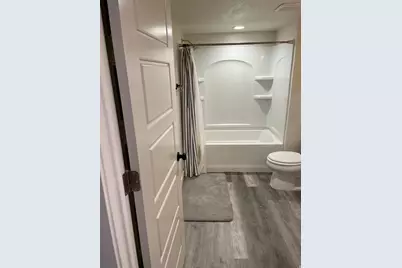 1372 W 400 S, Syracuse, UT 84075 - Photo 13