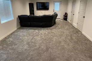 1372 W 400 S, Syracuse, UT 84075 - Photo 27