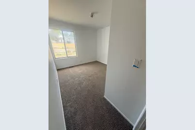 9434 S S Turnpike Ln Ln S, Sandy, UT 84070 - Photo 5
