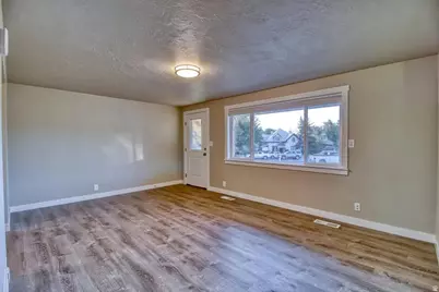 272 N Center St, American Fork, UT 84003 - Photo 5