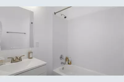4938 S Center St, Murray, UT 84107 - Photo 21
