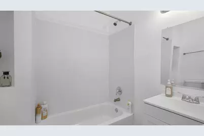 4938 S Center St, Murray, UT 84107 - Photo 17