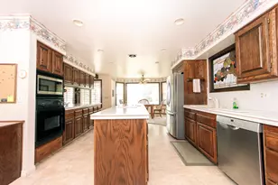 1063 E 5700 S, South Ogden, UT 84405 - Photo 25