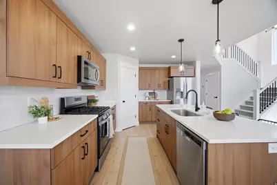 463 N Hill View Dr #2027, Saratoga Springs, UT 84045 - Photo 11
