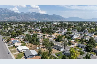 980 W 230 N, Orem, UT 84057 - Photo 31