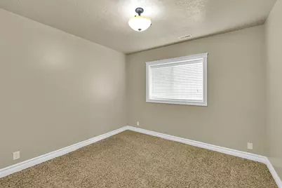 2942 W 2175 S, West Haven, UT 84401 - Photo 39