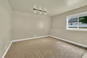 2942 W 2175 S, West Haven, UT 84401 - Photo 39
