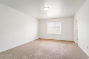 433 E 475 N, Ogden, UT 84404 - Photo 9