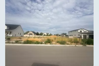 3025 N 650 W #4, Pleasant View, UT 84414 - Photo 5