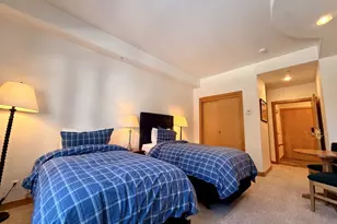 12076 E Big Cottonwood Rd, Solitude, UT 84121 - Photo 27