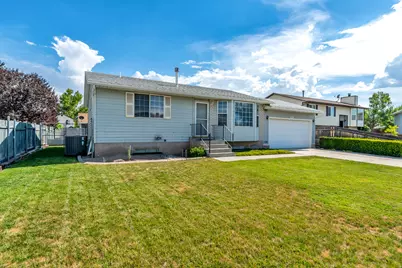 4901 Beau Cir, Salt Lake City, UT 84118 - Photo 3
