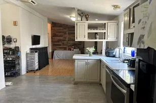 1025 N 300 W, Springville, UT 84663 - Photo 5