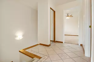 9744 S Yorkshire Dr, South Jordan, UT 84009 - Photo 15