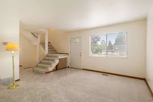9744 S Yorkshire Dr, South Jordan, UT 84009 - Photo 7