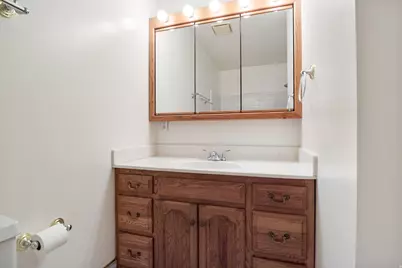 9744 S Yorkshire Dr, South Jordan, UT 84009 - Photo 9
