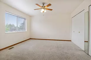 9744 S Yorkshire Dr, South Jordan, UT 84009 - Photo 17