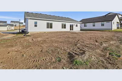 697 W 20 N, Hyrum, UT 84319 - Photo 35