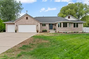 1740 W 200 N, Kaysville, UT 84037 - Photo 1