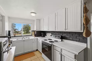 5470 S 2300 W, Roy, UT 84067 - Photo 9
