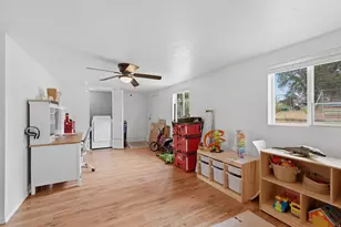 5470 S 2300 W, Roy, UT 84067 - Photo 17