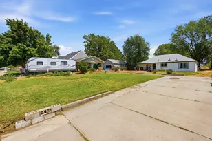 5470 S 2300 W, Roy, UT 84067 - Photo 3