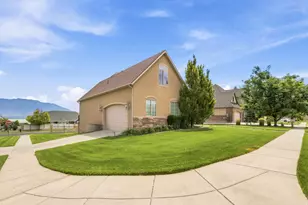 3932 S Turnbuckle Rd, Saratoga Springs, UT 84045 - Photo 41