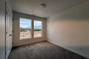 1558 N 1875 W, Layton, UT 84041 - Photo 5