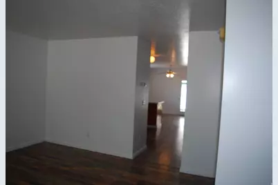 2917 S Flair St, West Valley, UT 84120 - Photo 7