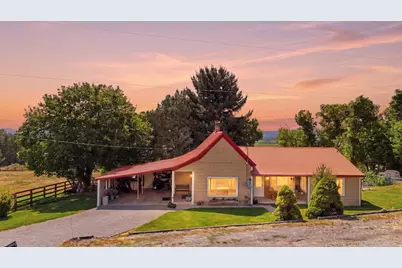 425 N State St, Richmond, UT 84333 - Photo 1