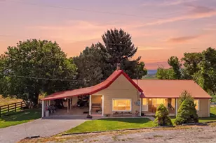 425 N State St, Richmond, UT 84333 - Photo 1