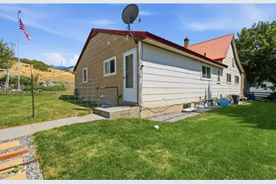 425 N State St, Richmond, UT 84333 - Photo 23