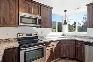 150 N Crestview Dr, Park City, UT 84098 - Photo 27
