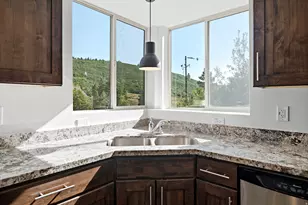 150 N Crestview Dr, Park City, UT 84098 - Photo 27
