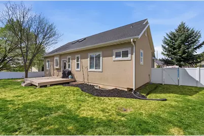 10262 N 3900 W, Cedar Hills, UT 84062 - Photo 29